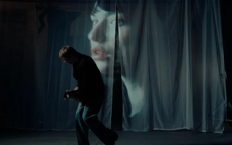 Свят – Банально